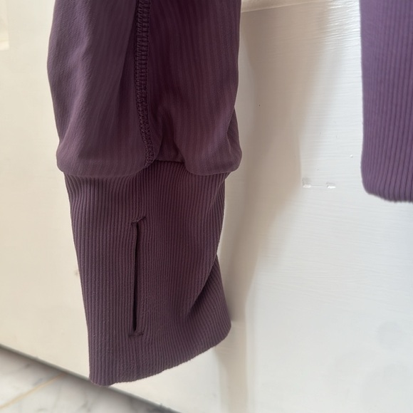 Lululemon Athletica Zip Up Jacket w Hood, Deep Pockets, Thumbholes, Purple, 8 EC - Picture 5 of 13